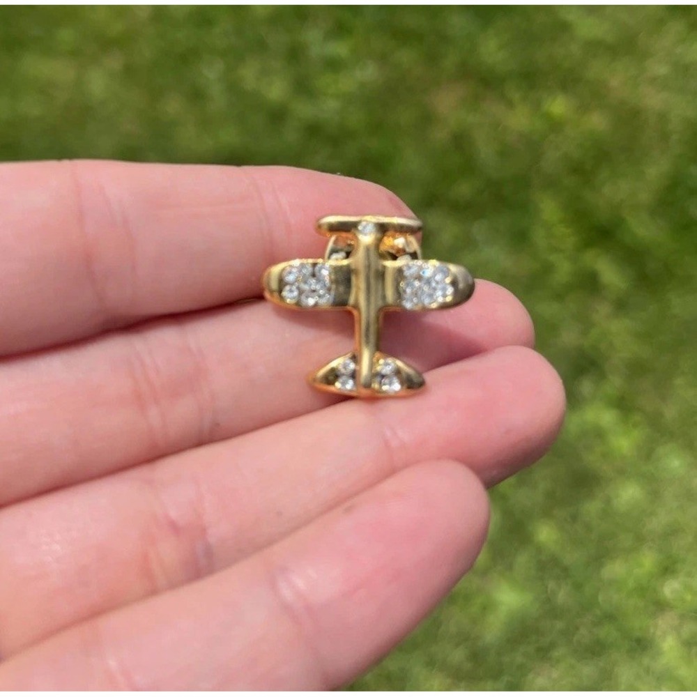 Airplane Aviation Plane Gold-Tone Rhinestone Pin Vintage .75 Signed‎ OTC